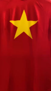 Áo dài cờ đỏ sao vàng