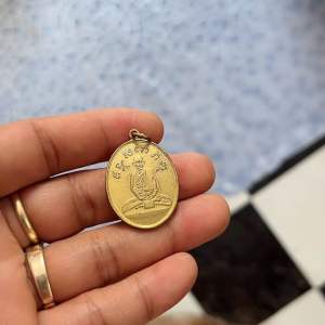 เหรียญหลวงพ่อไข่ วัดเชิงเลน รุ่นแรก เนื้อฝาบาตร