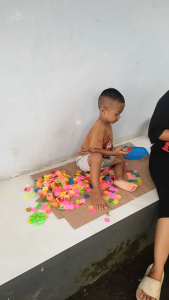 1/2 kg puzzle kubus / kotak 500gr isi 650 biji/pcs puzzle blok puzzle kubus puzzle kotak puzzle unikmainan anak mainan puzzle500gr : 650 biji/pcs