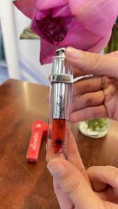 Son Dưỡng Màu Đỏ LOVESTICK (mềm môi khử thâm giảm khô nứt môi lành tính cho mẹ bầu trẻ nhỏ) lọ 5ml