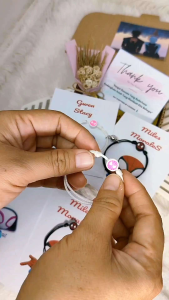 GELANG COUPLE SPIDERMAN MAGNET MILES MORALES & GWEN SATCY + GIFTBOX HAMPERS