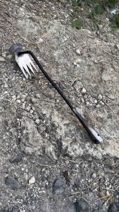 Alat Pencabut Rumput Liar & Cangkul Kebun Handheld