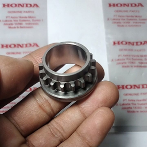 Gear Gir Gigi Sentrik Kruk As Timing Bawah CB150R LED & CBR 150