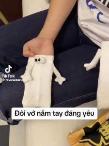 Tất Vô Tri Nắm Tay Mắt Lồi Vui Nhộn Cute
