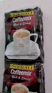 Indocafe Coffeemix Rich and Strong Renceng isi 10Sachet