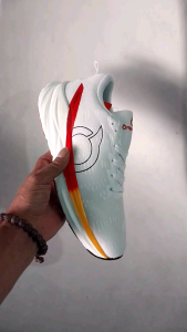 Sepatu Lari Berkualitas Tinggi: Sepatu Running Ortus & Hypeeglide