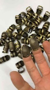 Đê tay kim loại hàng xịn bảo vệ tay khi may vá làm handmade- Đê tay bằng đồng loại tốt