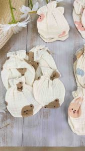 ถุงมือถุงเท้ามัสลินย่น(น้องหมี)