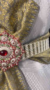 ชุดไทยชาย ชุดพี่หมื่น ชุดไทยชายสีเทาสว่าง ท่านขุน เจ้าบ่าว