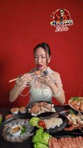 น้ำจิ้มฟรีซดราย มาดามแซ่บ (ซีฟู้ดแจ่ว)