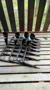 Alat Garuk Sampah Gigi 8 Besi Beton Super Tajam