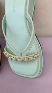 Syaqilla Sandal Wanita Jepit Rantai Flatform 5cm A16