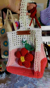 กระเป๋าถัก เชือกฟอก สี่เหลี่ยมทรงถัง ฐาน 6 * 6 นิ้ว สูง 7 นิ้วไม่รวมสาย