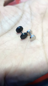 1PCS ANTING RODA PRIA DAN WANITA STENLIS STEEL HITAM DAN SILVER