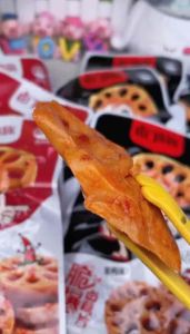 （新鲜日期） 卤门家族系列 中国零食 辣味藕片 海带片 海带丝 海带结 狼牙土豆 脆笋片 下饭菜 小袋装泡菜咸菜配菜下饭菜 lotus root kelp potato spicy snack china