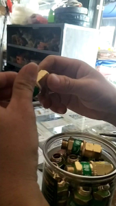 Khớp nối chống xoắn dây xịt thuốc bằng đồng/Khớp nối chống xoắn cao cấp