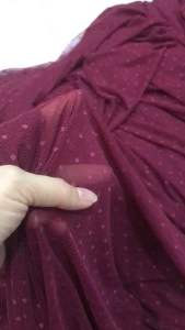 Vải Thun Lưới dai chấm bi màu Đỏ Đô thẩm(khổ1m5)mềm rũ co dãn 4 chiều_may đầm váyáo kiểuchân váyphối kiểusét thiết kế...thời trang