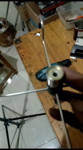 Hook Hanger Infus Dan Lampu Untuk Tripod Dengan Sistem Baut Screw 1/4 Drat Kasar