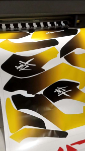 Stiker & Decal Nmax 2019: Pilihan Motif Hayabusa & Warna Kuning