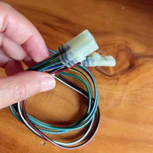 ปลั๊กต่อกล่อง CDI NOVA-RS 5เกียร์ เกรดดี โนวา ปลั๊ก ต่อ กล่อง ไฟ ซีดีไอ