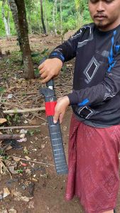 Golok Kerja Berkebun Super Kuat Bilah 40 cm Siap Pakai