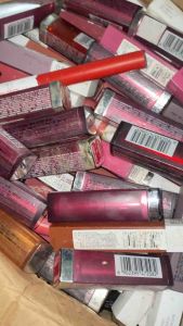 Lipstik Powder Matte: Tahan Lama & Cocok Untuk Kulit Berminyak