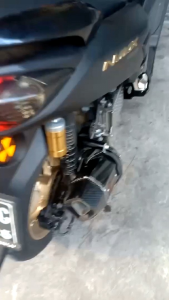 Knalpot Akrapovic layang oval fullkarbon untuk cbr150/vixion/cbr150/fu/mx/sonic/r15/gsx150/all motor bebek DLL