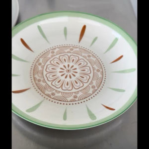 จานเซรามิค จานกระเบื้อง จานลาย จานบัว ลวดลาย สวยงาม ขอบสีเขียวอ่อน 8 นิ้ว เคลือบเซรามิค ทนทาน เข้าไมโครเวฟได้