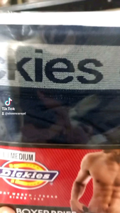 Discover the Comfort & Style of Dickies Seamless Boxer Brief