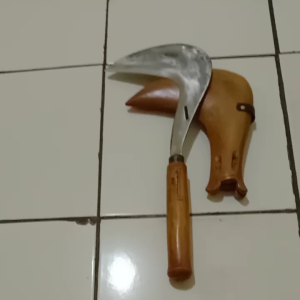 Arit Congkrang Baja Asli: Alat Pertanian Tajam & Tahan Lama