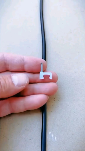 Klem Klip Penjepit Kabel Klem Perapih kabel WIRE HOSE CLAMP ISI 16 PCS