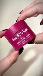 GLAD2GLOW Peach Retinol Moisturizer dengan kandungan campuran Retinol & HPR Wajah Mencerahkan 30gr