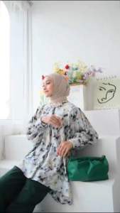 SETELAN CELANA FLOWERS ONESET