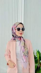 Baniescoop Azelia Purple Hijab Segi Empat Voal Ultrafine