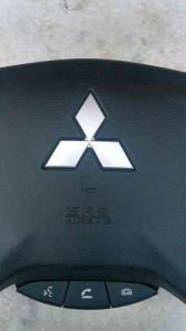 *USED* MITSUBISHI GARNISH 4 SPOKE FULL BUTTON STEERING WITH PADDLE SHIFT CLOCK SPRING