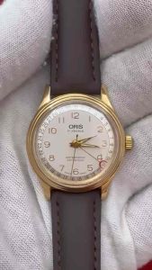 ORIS 17 Jewels เข็มชี้วันที่ก้ามปู ระบบไขลาน บอยไซร์ ตัวเรือนทองชุบ นาฬิกาผู้ชาย มือสองของแท้