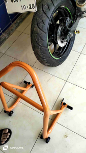 Standar Paddock Ninja & Aksesoris Motor