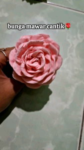 bunga mawar crepe paper/bunga kertas mawar/bunga pom pom/bunga bahan mahar/bunga dekorasi