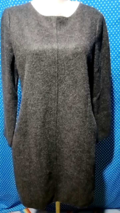 DRESS LENGAN PANJANG HITAM UNTUK WANITA