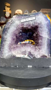 🇲🇾ready stock high grade purple crystal amethyst geode cave🔮天然紫晶洞 水土形 两次紫晶体结晶 (玛瑙边➡️紫晶体➡️白玛瑙➡️紫晶体 洞里紫晶底部带有白方解石共生