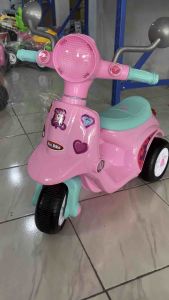 SPT/SHP MB/VESPA ANAK BAHAN TEBAL/VESPA ANAK MURAH/VESPA ANAK KEKINIAN/VESPA ANAK ADA MUSJC DAN SPION NYA/VESPA VESPAAN ANAK MURAH