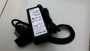 Adaptor Keyboard Yamaha PA-300 PSR-1000 PSR 2000 S900 S-500 Output : 16V - 2.4A