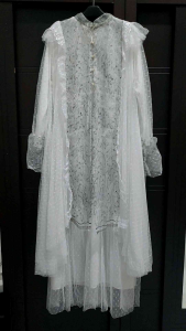 Elegan dan Stylish: Memilih Dress Panjang Brukat Putih