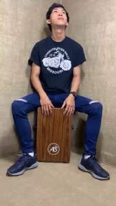 Trống Cajon AB Drum có tay chỉnh màu nâu - Kèm bao đựng và tặng miếng lót êm mông - Bảo hành 6 tháng