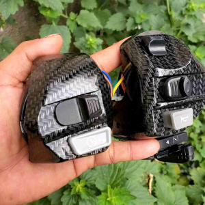 Set Saklar Kiri & Saklar Kanan Carbon Sporty untuk Motor Mio