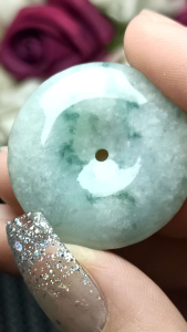 (Certificate) 100% Natural High Quality Natural Burmese Jade Doughnut Pendant (附证书) 100%纯天然A货 缅料 翡翠飘绿平安扣 吊坠 精致上档次 水头油亮 值得收藏