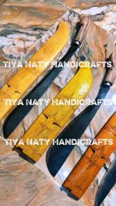 TIYA NATY Multipurpose Garden Hand Tool – Traditional Farming Tool for Weeding Harvesting Planting | Wooden Handle Blade