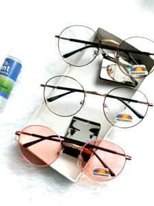 (GRATIS BOX DAN LAP)- Kacamata Photocromic Bisa Berubah Warna Otomatis Kacamata Photogrey Anti Radiasi Blue Ray - Frem Elegant Murah