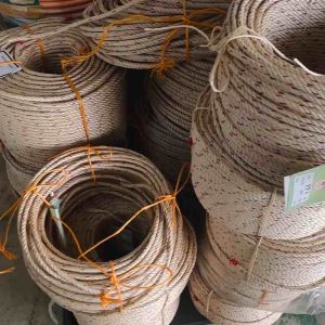 เชือกใยยักษ์ เกรด A ตราปลาคู่ ขนาด 45678910 มิล (แบ่งขายเป็นกิโลกรัม)