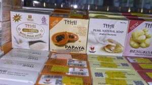 THAI Sabun Mandi Pencerah Kulit Alami 50gr - Goats Milk & Rice Milk - Papaya & Bengkoang - Sabun Mutiara - Mencerahkan